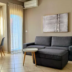https://casa-cavour-1.sicilyhotelsitaly.net